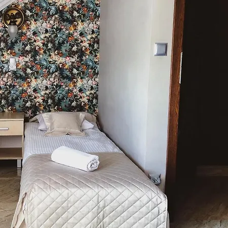 Osrodek Wczasowy * レバ