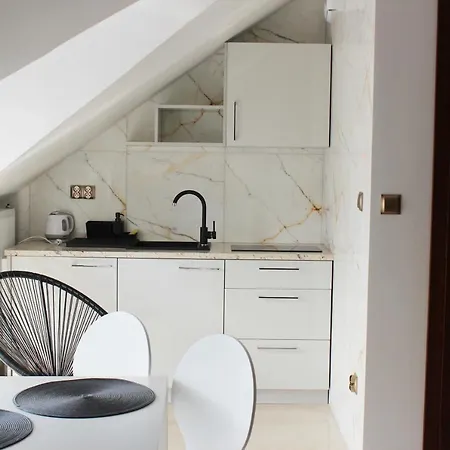 Osrodek Wczasowy レバ